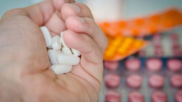 Опиати и опоидни лекарства - симптоми на отнемане на лекарствата