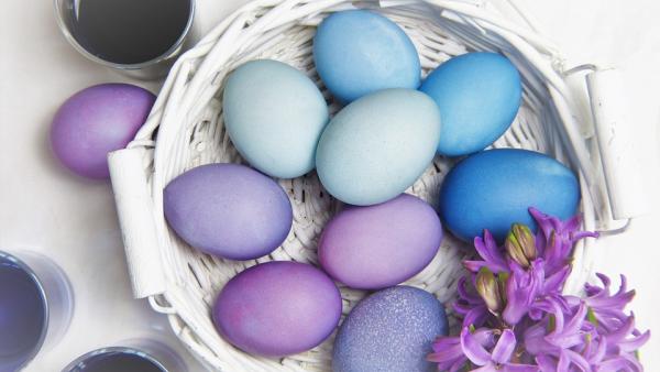 9 идеи за натурални багрила  за великденските яйца