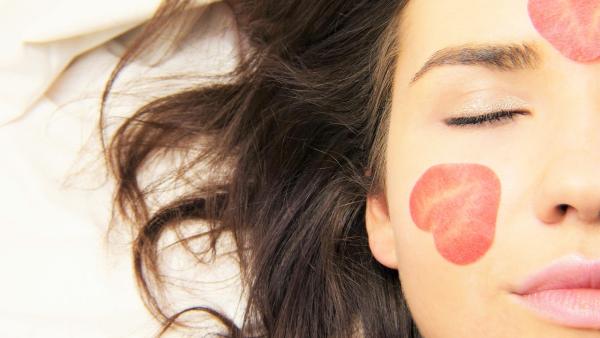 10 признака, които не трябва да подминаваме при обриви по кожата