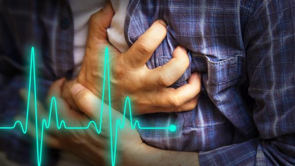 В какво се състои доболничната помощ при остър миокарден инфаркт?