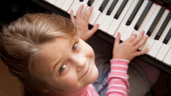 Уроците по пиано ще променят живота на вашето дете