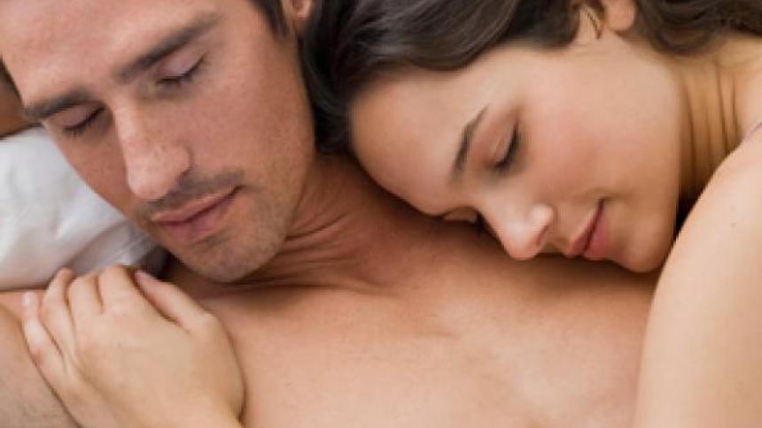 Да спим голи е полезно за здравето? Виж 5 причини за това!