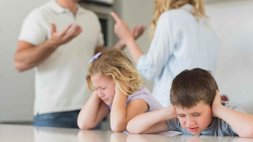 Голяма част от проблемите ни се коренят в детството – защо се случва така? 